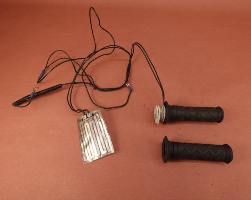 Empuñaduras térmicas Suzuki GSXR 600 GSXR600 2001-2003 Foto 1 de 4