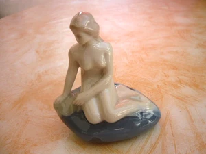 Porzellanfigur__Nixe auf Stein__E.Eriksen__alt - Bild 1 von 5
