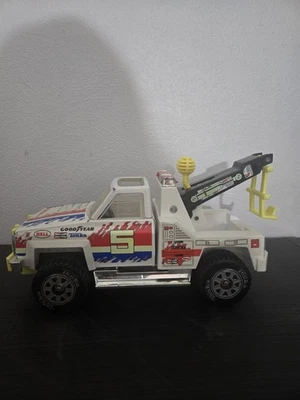 Camión grúa Tonka 1983 coleccionable Foto 1 de 3