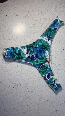 BRAGAS BIKINI TANGA VINTAGE SATINADAS FLORALES talla M Foto 1 de 3