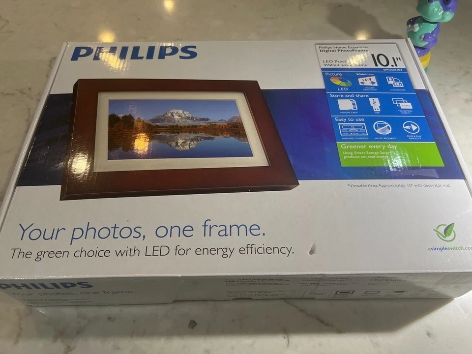 Philips 10D DPF 10.1" Digital Photo Frame - USB and SD/MMC/MS Card,in original b - Image 1 of 4