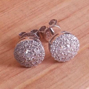 Pendientes redondos de moissanita con doble halo de 0,86 quilates enchapados en oro blanco de 14 k - Imagen 1 de 13
