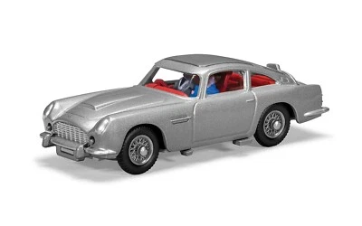 Corgi RT26101S Aston Martin DB5 Goldfinger James Bond 007 Silber Modellauto - Bild 1 von 2