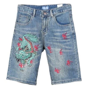 Jeans pantaloncino uomo blu chiaro denim ricamo drago estivo traspirante hip hop - Foto 1 di 7