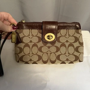 Coach Signature C Brown Jacquard Canvas Leather Turnlock Wristlet Wallet Pouch - Picture 1 of 14