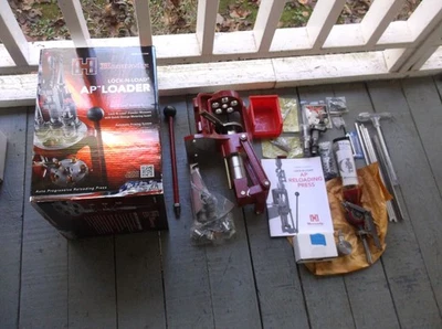 HORNADY "LOCK-N-LOAD" AP PRENSA DE RECARGA PROGRESIVA CON MUCHOS EXTRAS Foto 1 de 4