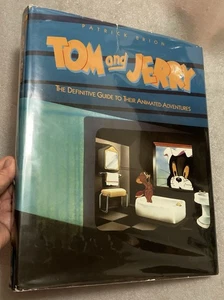 SIGNED by Joe Barbera | Tom & Jerry : The Definitive Guide (hardcover 1st Edit.) - Foto 1 di 3