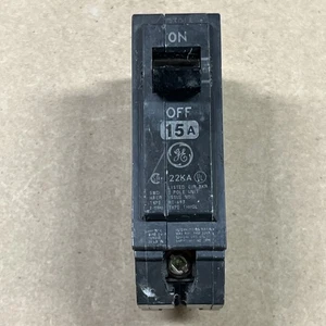 GE ABB THHQL1115 GE Enchufable Snap-in 1 Polo 15 Amp 22kA 120v Disyuntor CHIP - Imagen 1 de 8