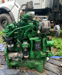 John Deere 4045H 4 cylinder turbo diesel Engine - Picture 1 of 7