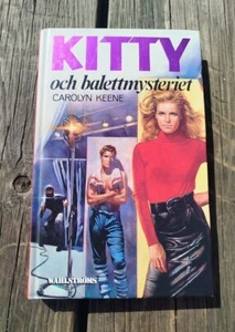 1987 SWEDISH NANCY DREW BOOK False Moves Case Files #9 - Carolyn Keene Hardcover - Foto 1 di 3