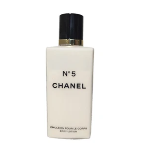 CHANEL No 5 Emulsion Pour Le Corps Body Lotion 3.4 Fl oz - Picture 1 of 4