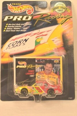Hot Wheels Pro Racing 1997 escala 1:64 diecast car No.5 Terry Labonte  Foto 1 de 3