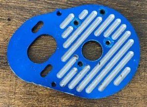 Team Associate #1770 Fuß gefräste Motorplatte blau - Bild 1 von 3