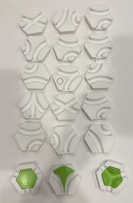 FOR PARTS Ravensburger Gravitrax Game - 18 White Green Junction Tiles - Image 1 of 4