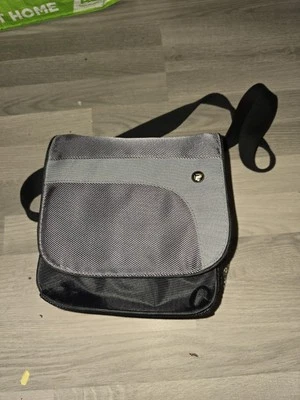 Heavy duty Pro Design Casablanca DSLR camera bag - Image 1 of 4