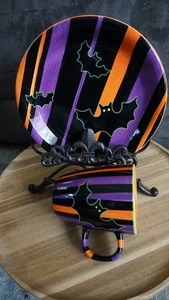 Plato y taza de cerámica a rayas de Halloween con murciélago - Imagen 1 de 12