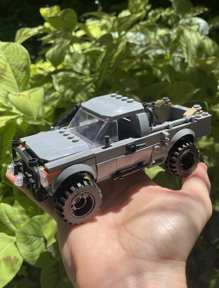 Prerunner Toyota Baja Hilux Building Blocks Off-Road 4x4 Truck Bricks - Image 1 of 4