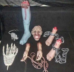Halloween, Füsse, Hände, Grusel Deko, Totenschädel, 8 Teile - Bild 1 von 1