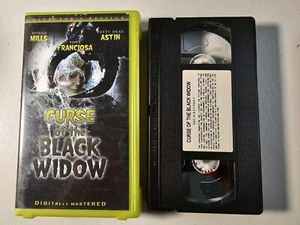 Curse of the Black Widow (VHS, 1999, Collectors Edition) Green clamshell. - Picture 1 of 18
