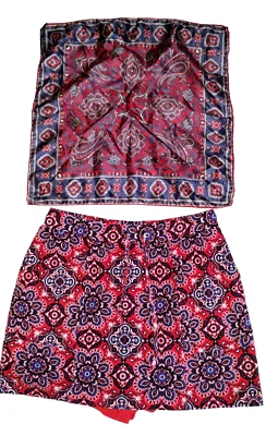 Jones New York Skort Sport Pockets PullOn Bandana Print & Londonderry Silk scarf - Image 1 of 4