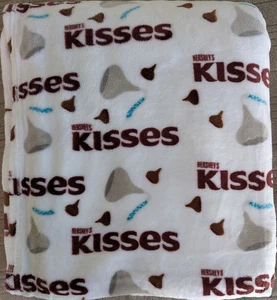 Coperta Reese’s Kisses Peluche Lancio Oversize 60” x 70” - Foto 1 di 5