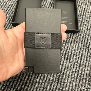 Cartera de cuero Ekster para tarjetas del Senado delgada en napa negra tarjetas de efectivo inteligentes - Imagen 1 de 8