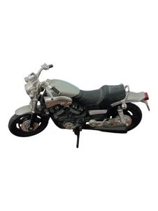 Yamaha VMAX Motorcycle Model 1:18 - Picture 1 of 6