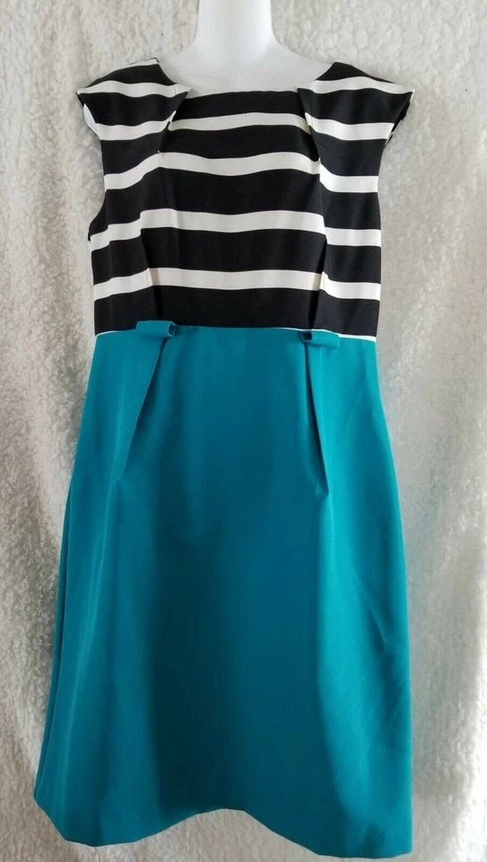 Emma & Michele Sheath Dress Size 12 Sleeveless Blue White Stripe Knee Length  - Image 1 of 4