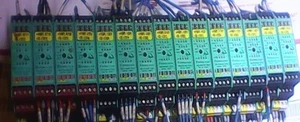 Pepperl+Fuchs VAA-4E4A-KE-ZE/R & E2-Interface Sensor Actuators 124421 & 124422 - Picture 1 of 1