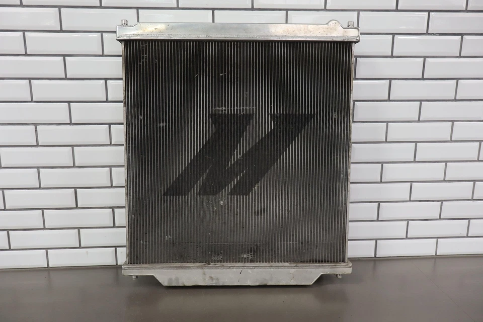 03-07 Radiador Ford F250 F350 6.0 Powerstroke Mishimoto (Ver Fotos) Foto 1 de 4