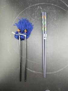 Juego de 2 palitos de pelo / uno con borlas - Imagen 1 de 9