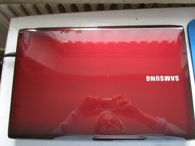 Samsung R780 Intel Core i5 8GB Ram 500GB SSD AMD Grafik Win10 - Bild 1 von 4