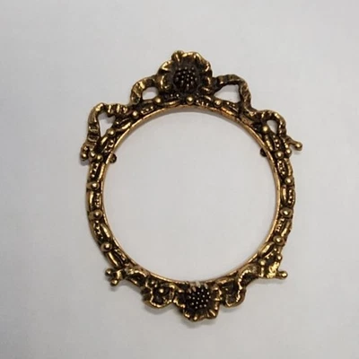 Vintage French Antique Ornate Round Picture Frame Decorative - Image 1 of 4