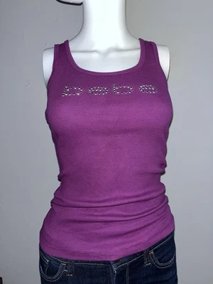 CAMISETA SIN MANGAS BEBE CRISTAL LOGO PÚRPURA DELICIOSA ACANALADA NUEVA CON ETIQUETAS TALLA S Foto 1 de 4