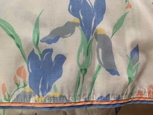 VINTAGE LADY PEPPERELL WIDOW'S TEARS PERIWINKLE FLORAL (1) FULL FLAT  SHEET - Picture 1 of 3