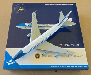 1:400 Boeing 747-200 / VC-25A Air Force One 28000 USAF Gemini Jets GJAFO2173 - Picture 1 of 5