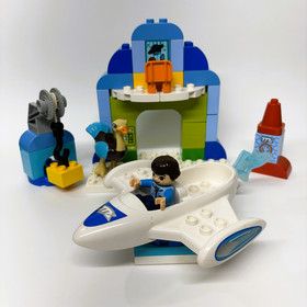 Lego DUPLO Miles Tomorrowland - Miles' Stellosphere Hanger 10826 - Complete