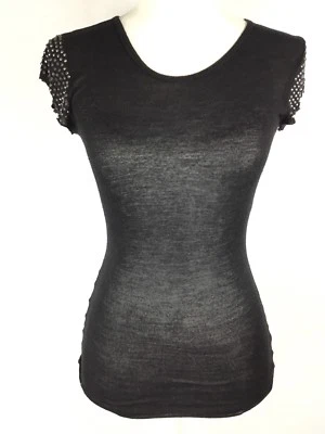 Camisa feminina REBECCA BEESON tamanho 0 preta enfeitada manga curta strass - Imagem 1 de 4
