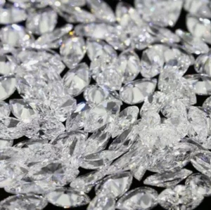 Lose CVD Diamant 4 x 2,50 mm D Farbe 10 Stück Lot Birne IF Reinheit zertifiziert - Bild 1 von 4