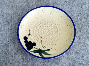 Clayton Tableware Garlic Grater PLATE 5" grape/olive motif Malaysia / France - Picture 1 of 5