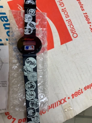 Vintage Kelloggs MLB Baseball Watch  AMERICAN LEAGUE 1980'S Cover