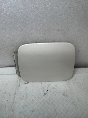 2001 HYUNDAI XG300 GAS FUEL TANK FILLER DOOR LID COVER 69510-39000 OEM (268) - Image 1 of 4