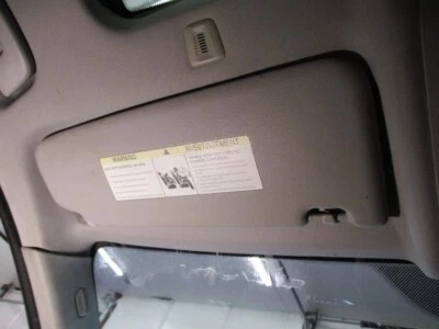 Parasol izquierdo usado se adapta a: BMW 528I 2013 vinilo iluminado grado A izquierdo Foto 1 de 4