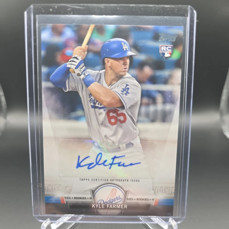 Kyle Farmer 2018 Topps Salute Autographs #SA-KF Auto - Image 1 of 2