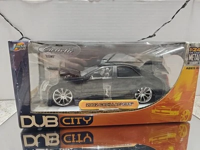 Jada Toys Dub City 2002 Cadillac CTS 1:24 Diecast - Image 1 of 4
