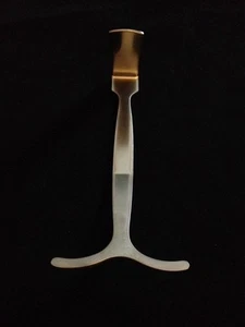 NEW MILTEX Orthopedic Retractor Smillie Large Angle 5.5"L 2 3/8"x.75" Blade - Picture 1 of 7