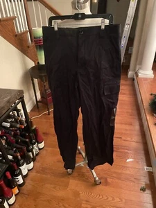 Vintage Express Mens Size 34x32 Heavyweight Wide Leg Cargo Pants in black. new - Picture 1 of 6