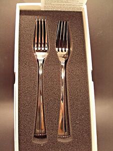 Reed & Barton Luxe 'I Do' 'Me Too' Stainless 2 Pc Wedding Cake/Dinner Forks NIB