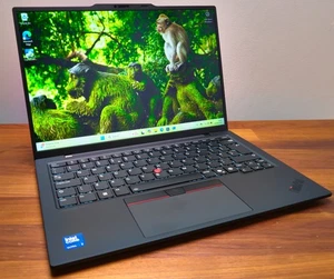 Portátil empresarial Lenovo ThinkPad X1 Carbon Gen 13: Ultra 7 258 V, 32 GB DDR5, 1 TB - Imagen 1 de 22