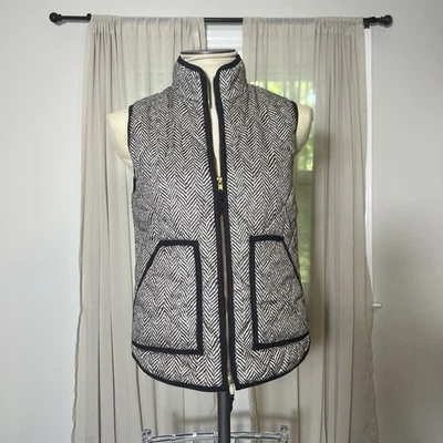 J.Crew Women’s Herringbone Quilted Puffer Vest Zip XS Classic FA17 - Image 1 of 4